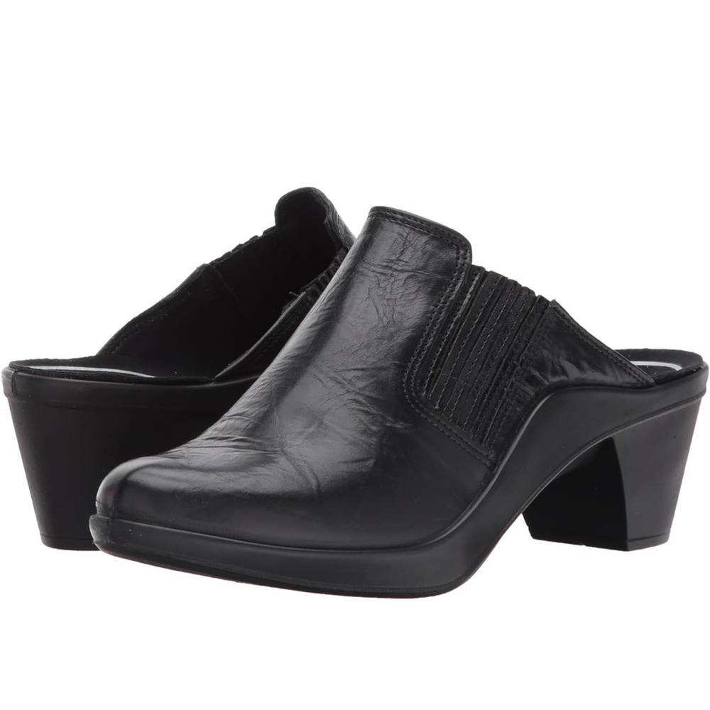 Romika 6.5 US Black Leather Mules with Sleek Squared Toe